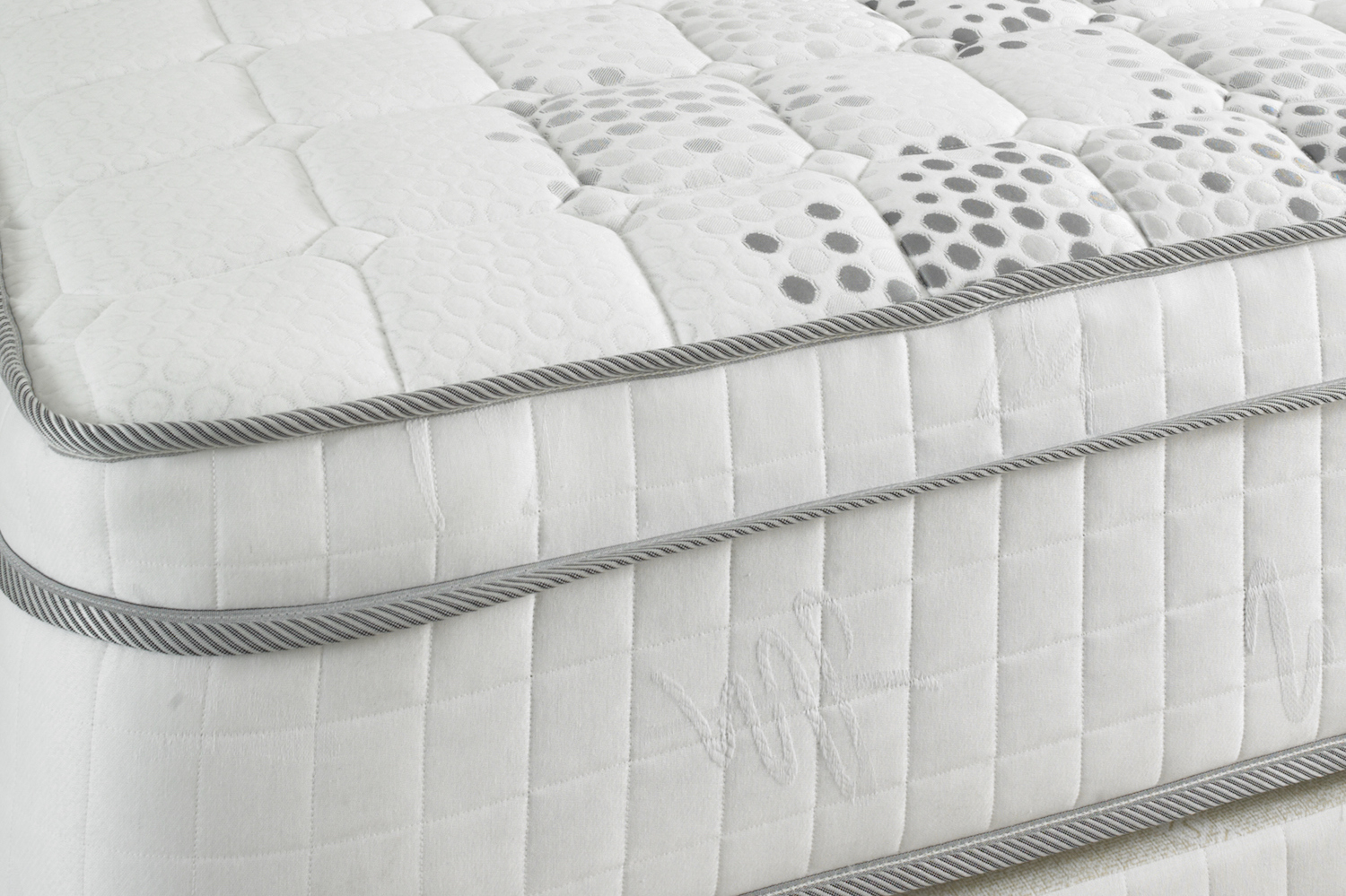 oasis plush pillow top mattress reviews