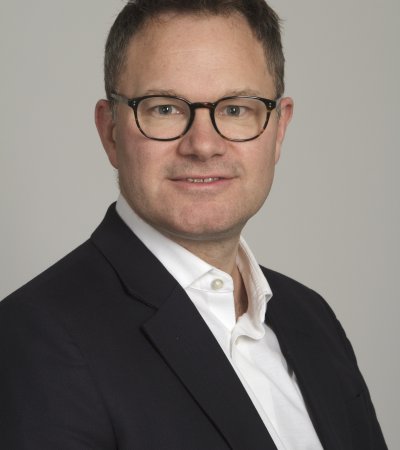 Prof Stephen McDonnell