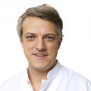 Dr. Tjarco Alta