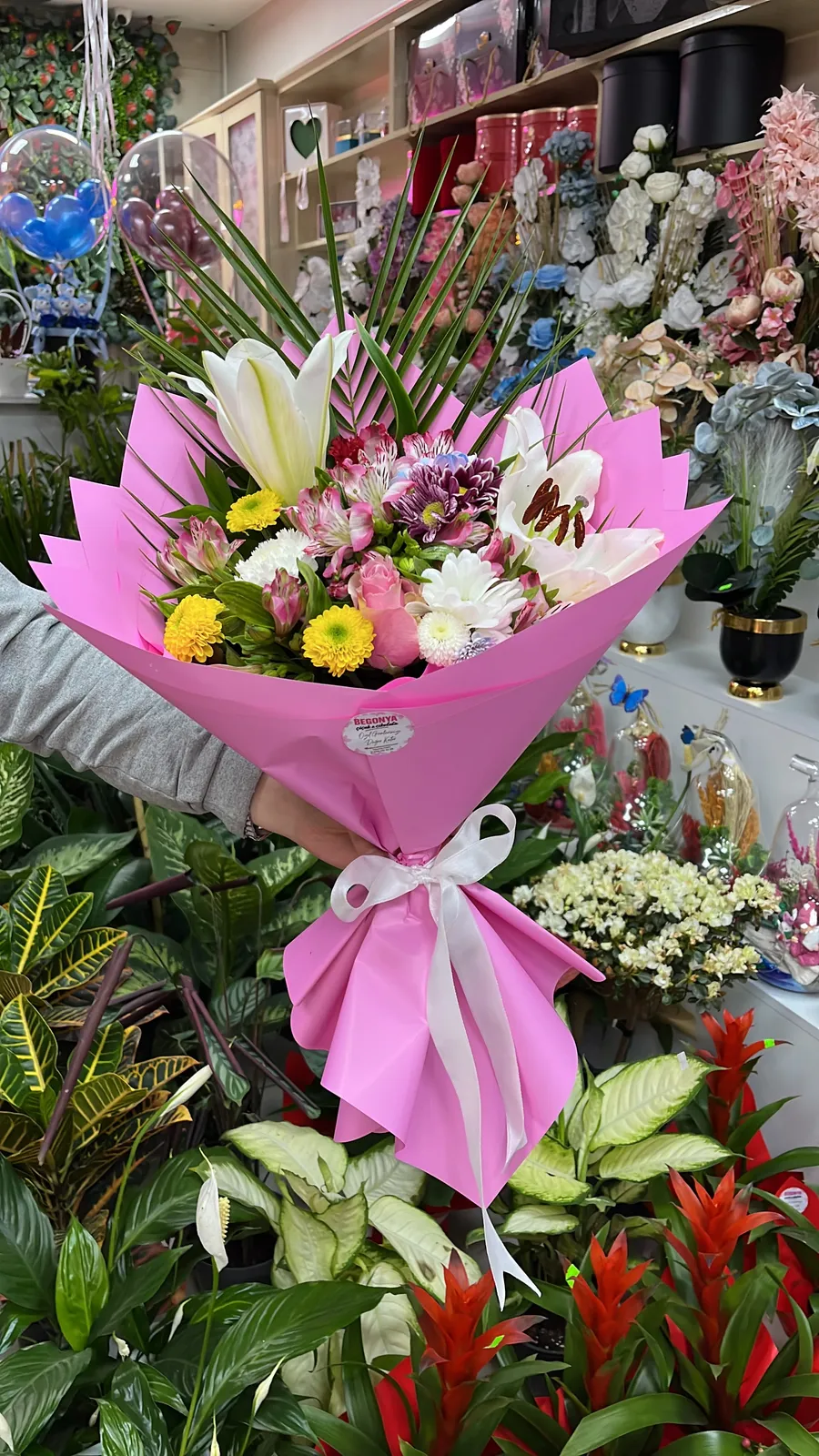 Lilyum-Gül-Krizantem Buketi