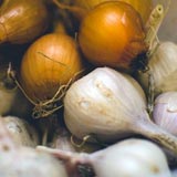 Onions Garlic - Cats