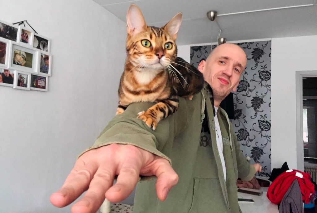 Robert and his Bengal Roxy