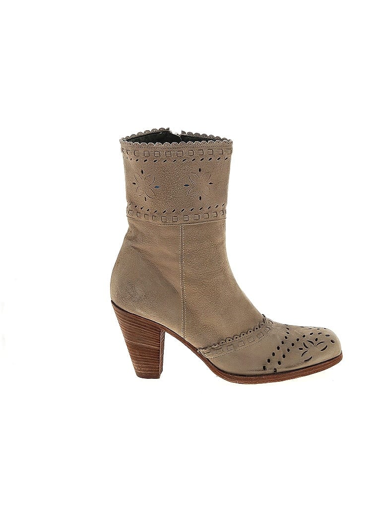 Moma Shoes Boots: Tan Shoes - Size 41