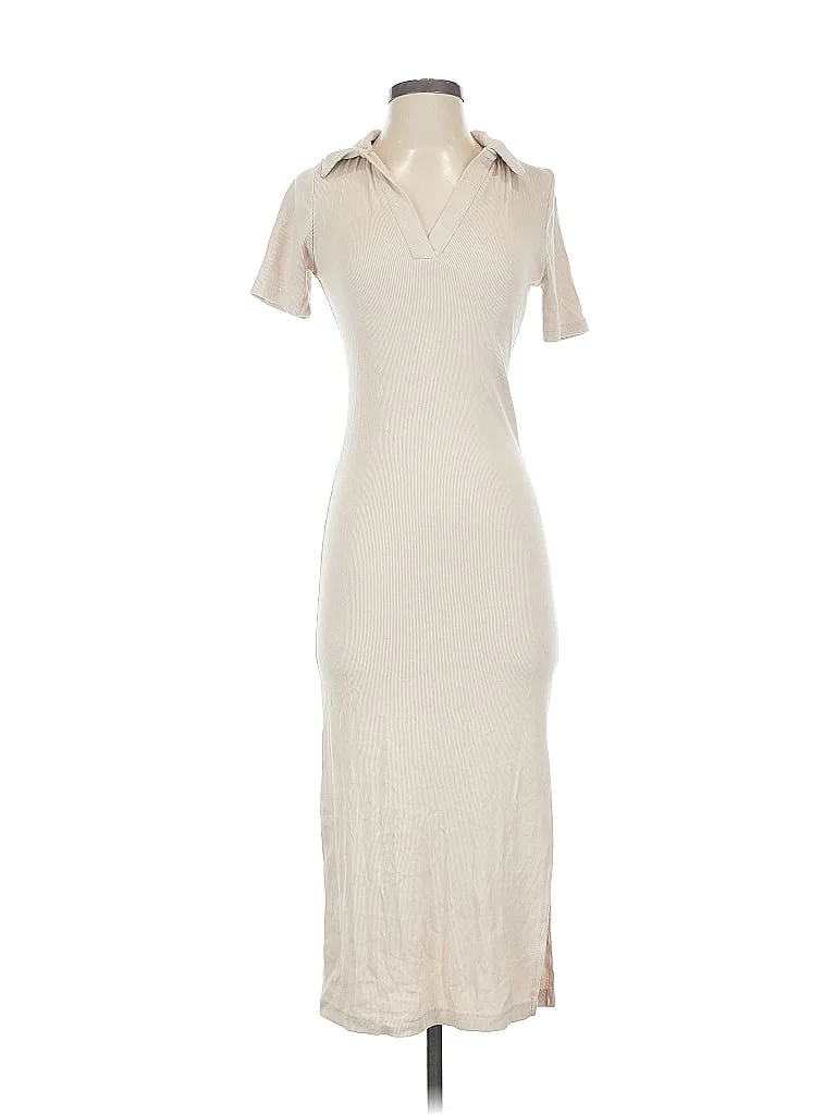Weekend Casual Dress: Ivory Dresses - Size Small