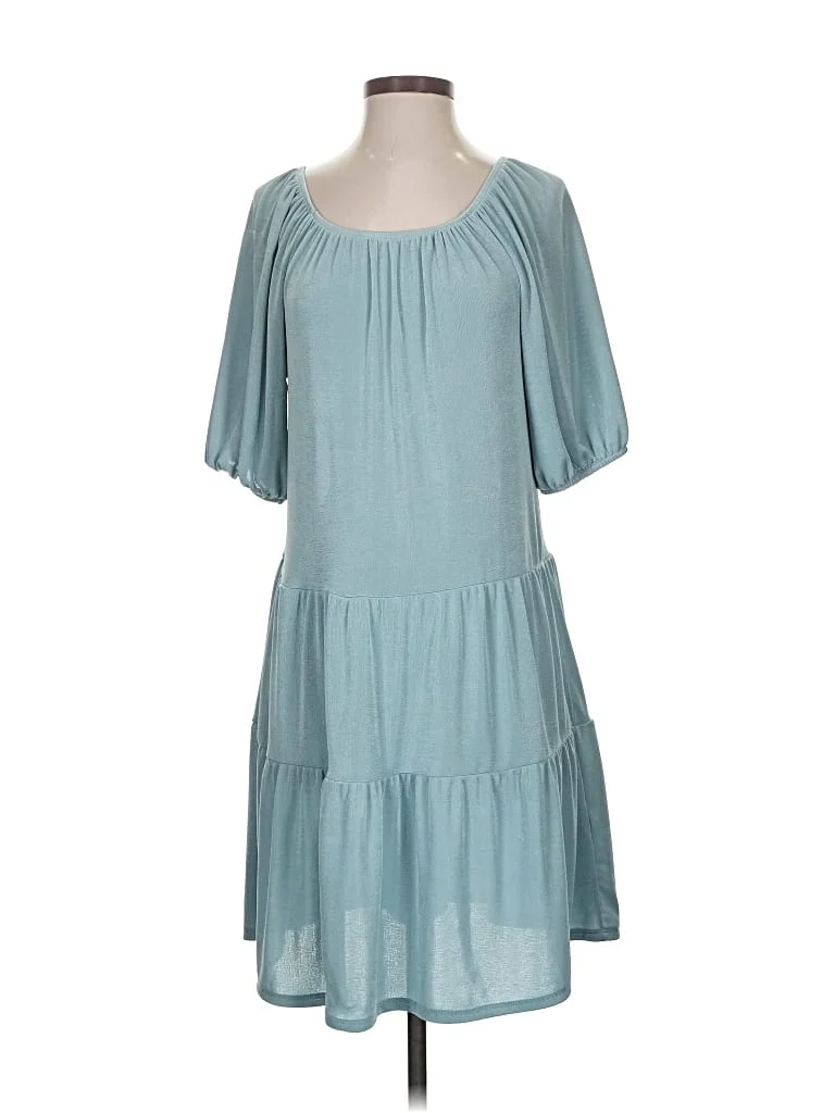 AVLN Studio Casual Dress - DropWaist: Teal Solid Pattern Dresses - Used - Size Small