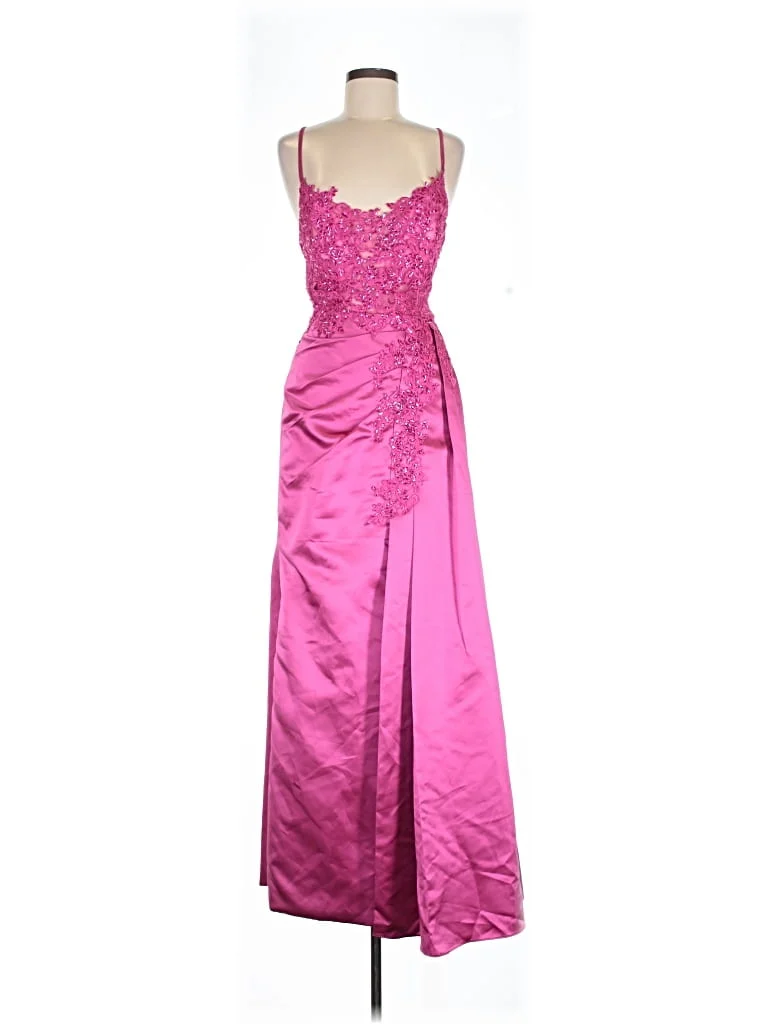 JJ's House Cocktail Dress - Bridesmaid: Pink Solid Pattern Dresses - Used - Size 6