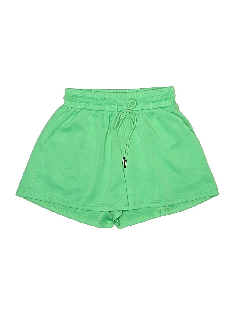 CAPSULE Shorts: Green Solid Pattern Bottoms - Size Small