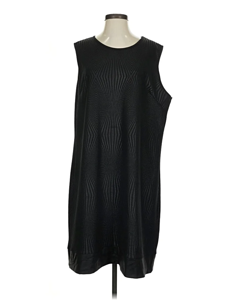 Elora Casual Dress - Shift: Black Dresses - Used - Size 4