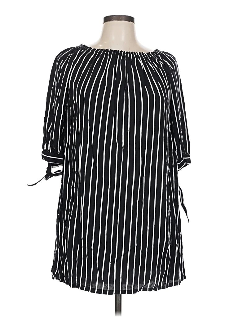 ACE Fashion Casual Dress: Black Stripes Pattern Dresses - Used - Size Large