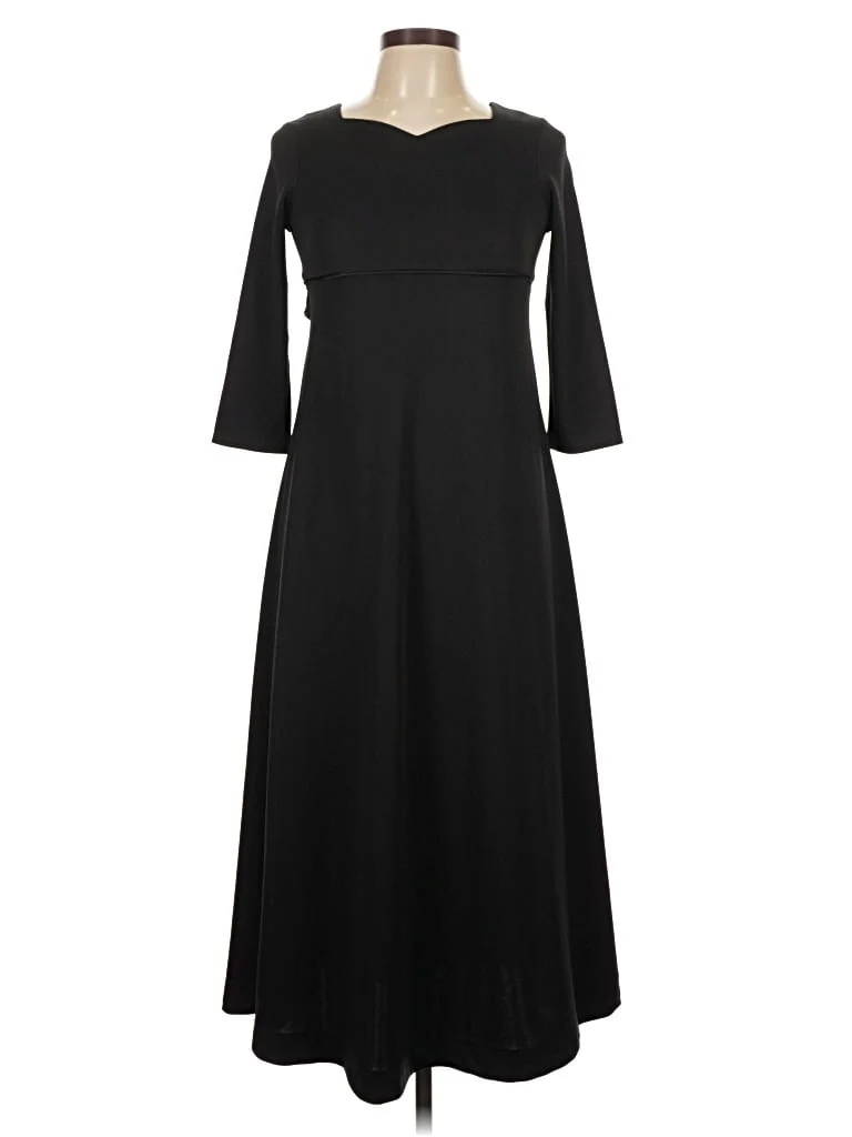 Formal Fashions Casual Dress: Black Solid Pattern Dresses - Size 13