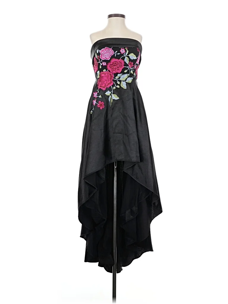 The Social Code Cocktail Dress: Black Dresses - Size 3