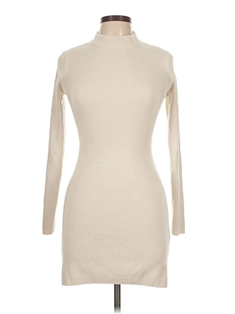 Milk It Casual Dress - Sweater Dress: Ivory Solid Pattern Dresses - Used - Size 12