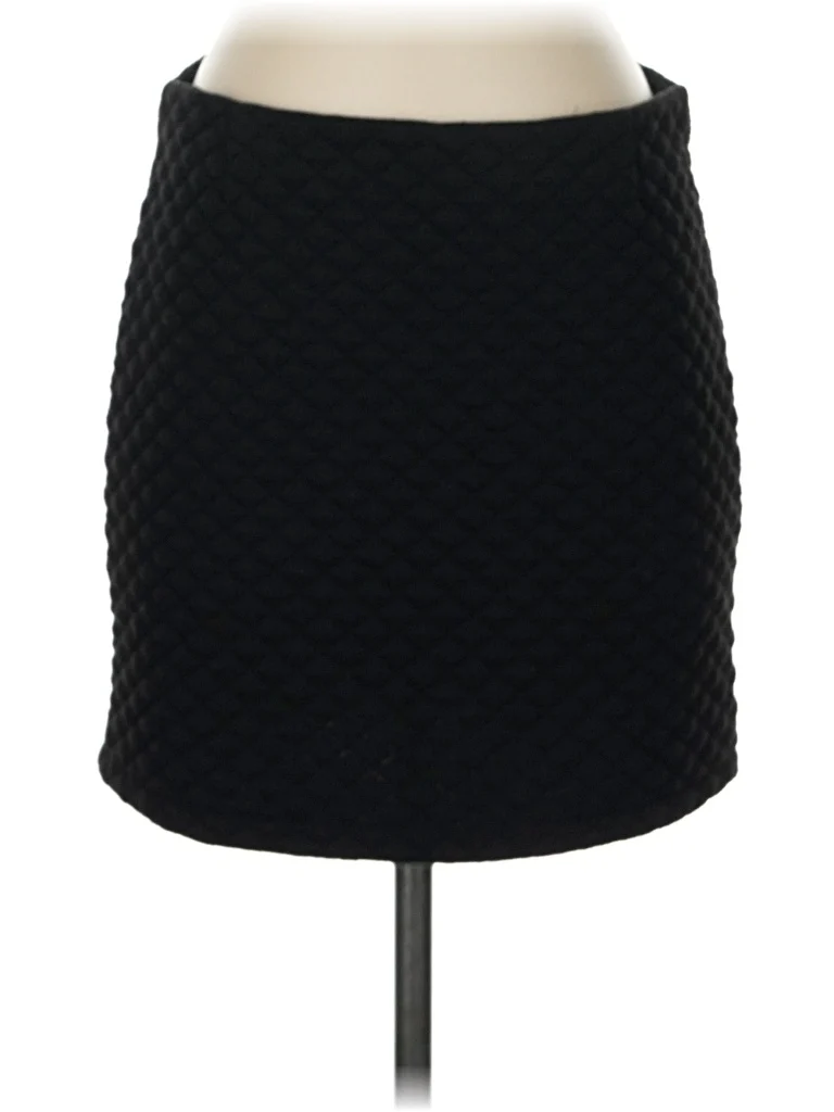 Glo Fashion Casual Skirt: Black Solid Pattern Bottoms - Size Small