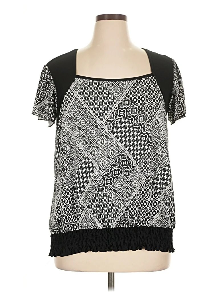 Sixteen Short Sleeve Top Black Square Neckline Tops - Used - Size 1X