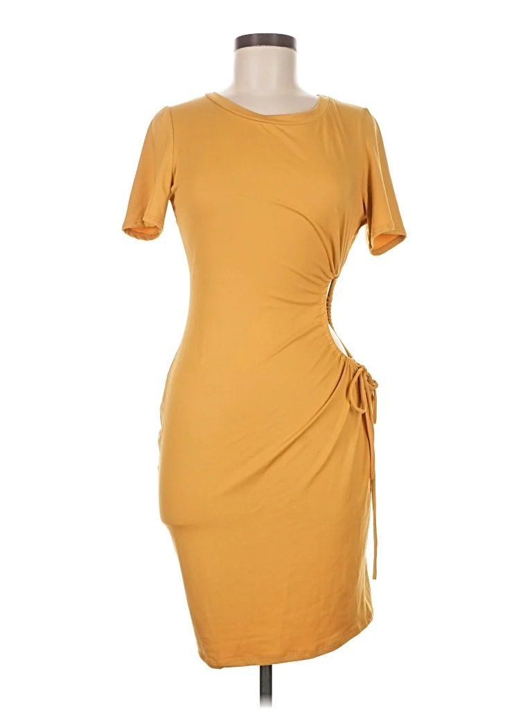 Minette Cocktail Dress - Wrap: Yellow Solid Pattern Dresses - Used - Size Medium