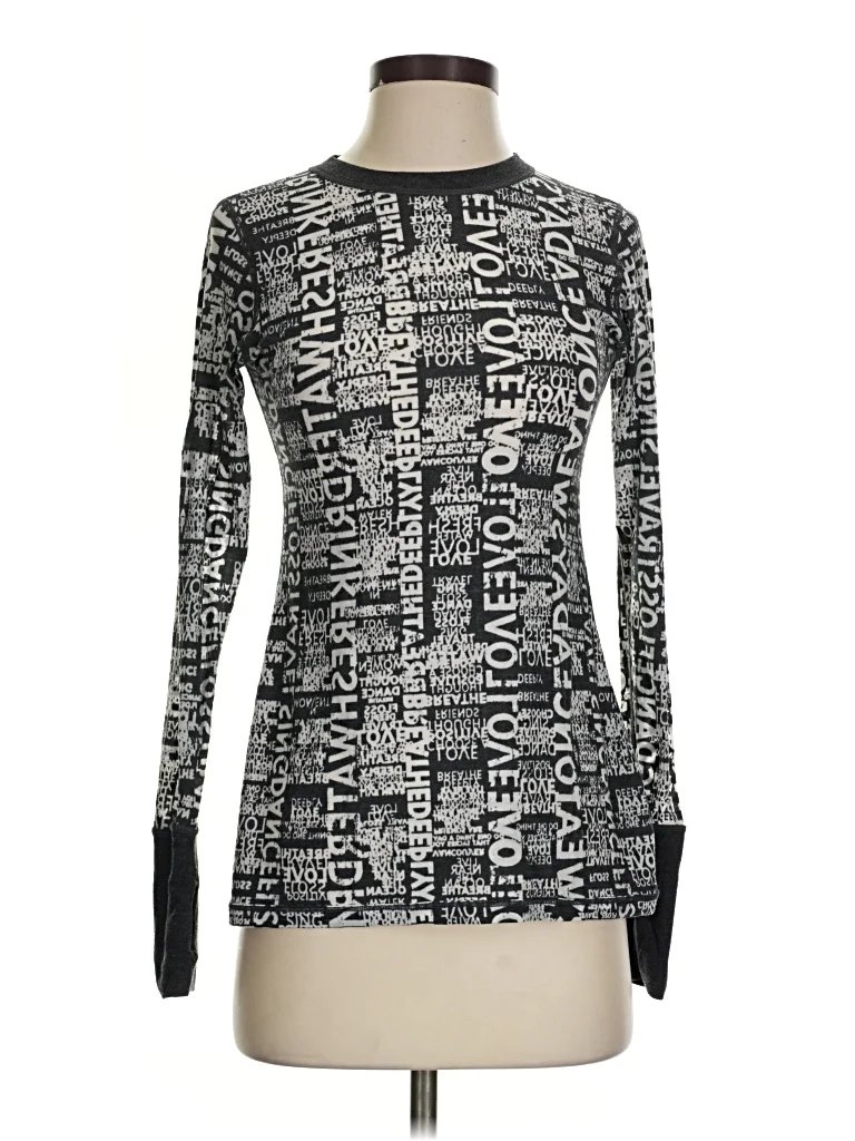 Moment Long Sleeve Top Black Turtleneck Tops - Used - Size 2X-Small
