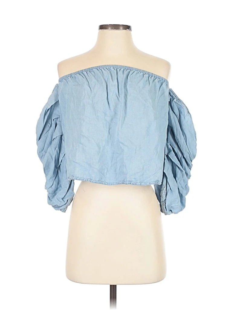 Star Style Short Sleeve Blouse: Blue Tops - Size Small