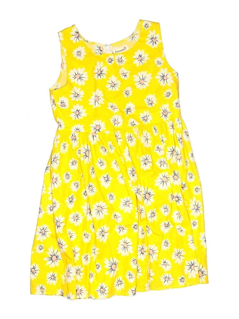 PrincesasA Dress: Yellow Skirts & Dresses - Used - Size 140
