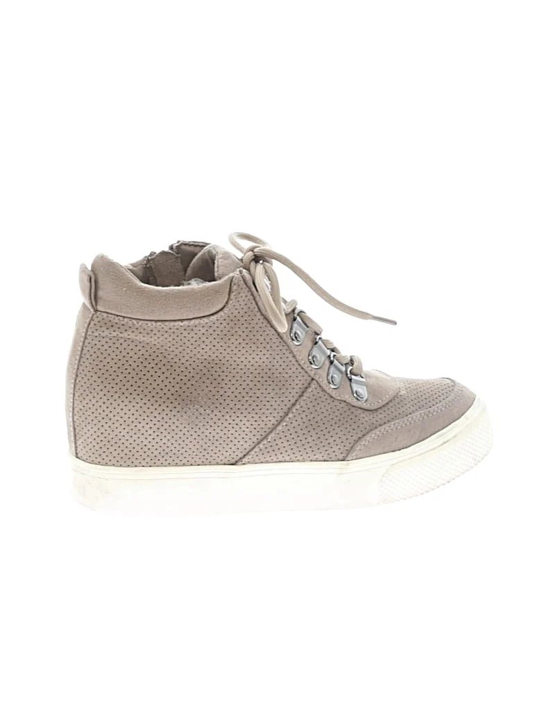 SO Sneakers: Gray Shoes - Size 6 1/2