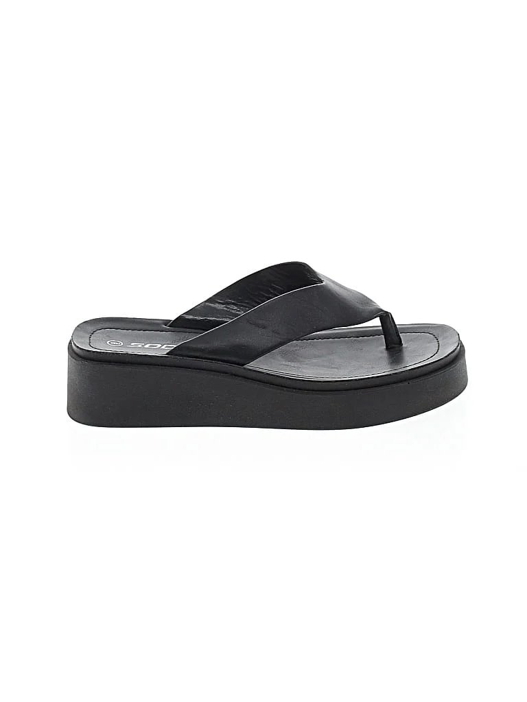 SODA Wedges: Black Shoes - Size 9