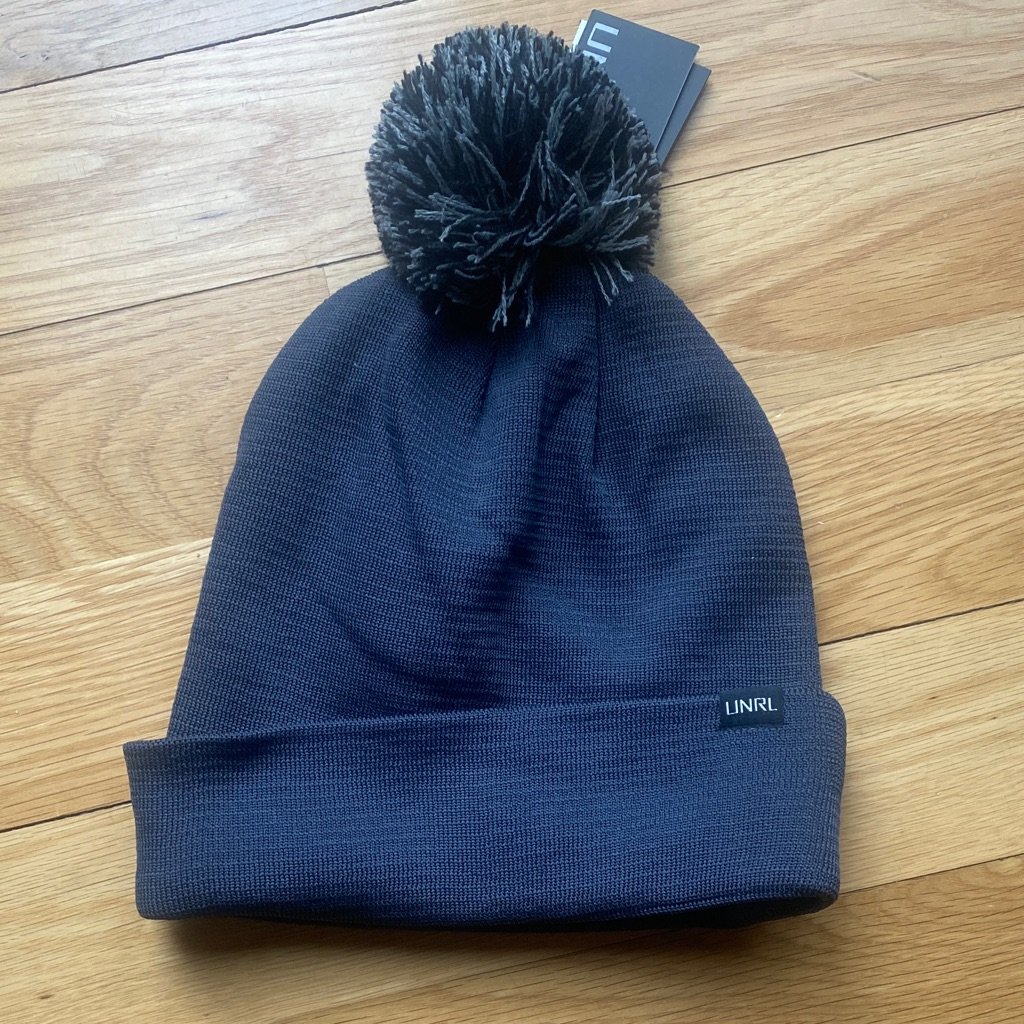 Nwt Unrl Gray Beanie With Pom Pom
