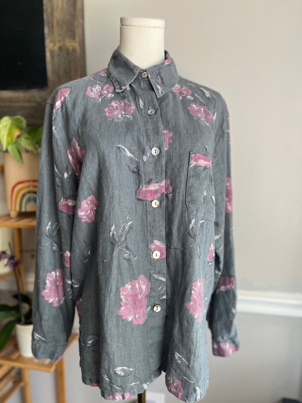 Vintage 90s Linen Button Down Blouse Gray Pink Floral Painted Size Large