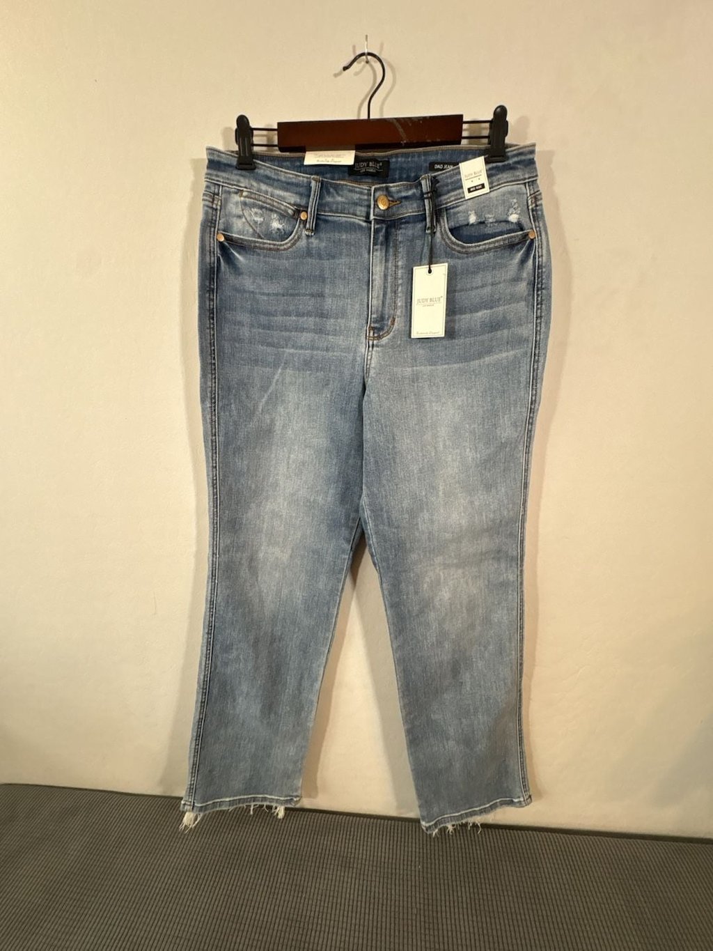 Judy Blue Mid-Rise Dad Jean Style Jb82540md