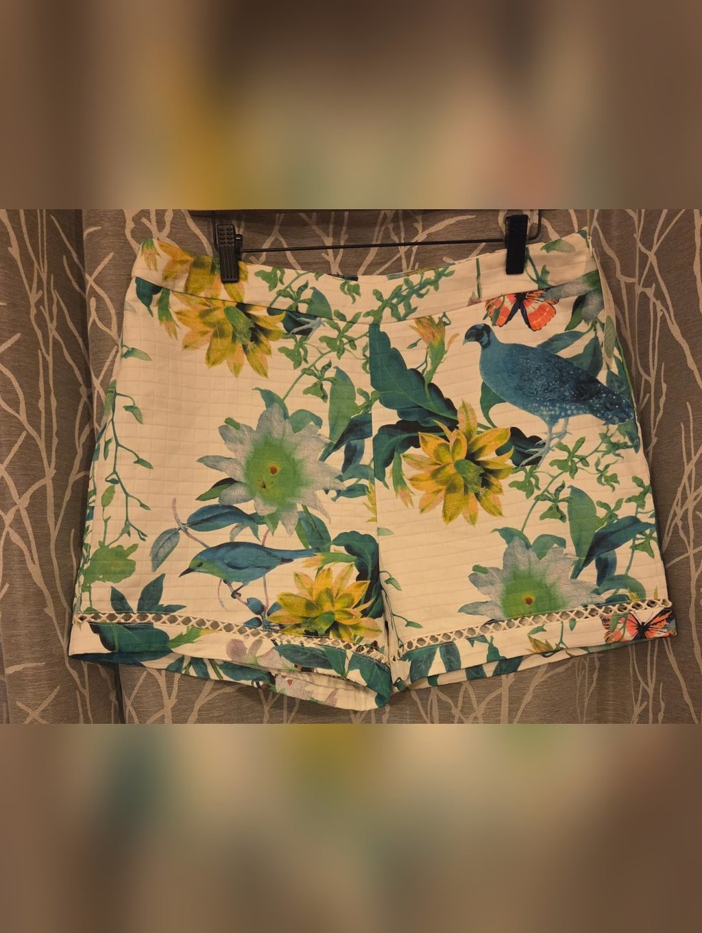 Boutique Floral High-Waist Women’s Shorts - White/Green. Size Xl Nwt