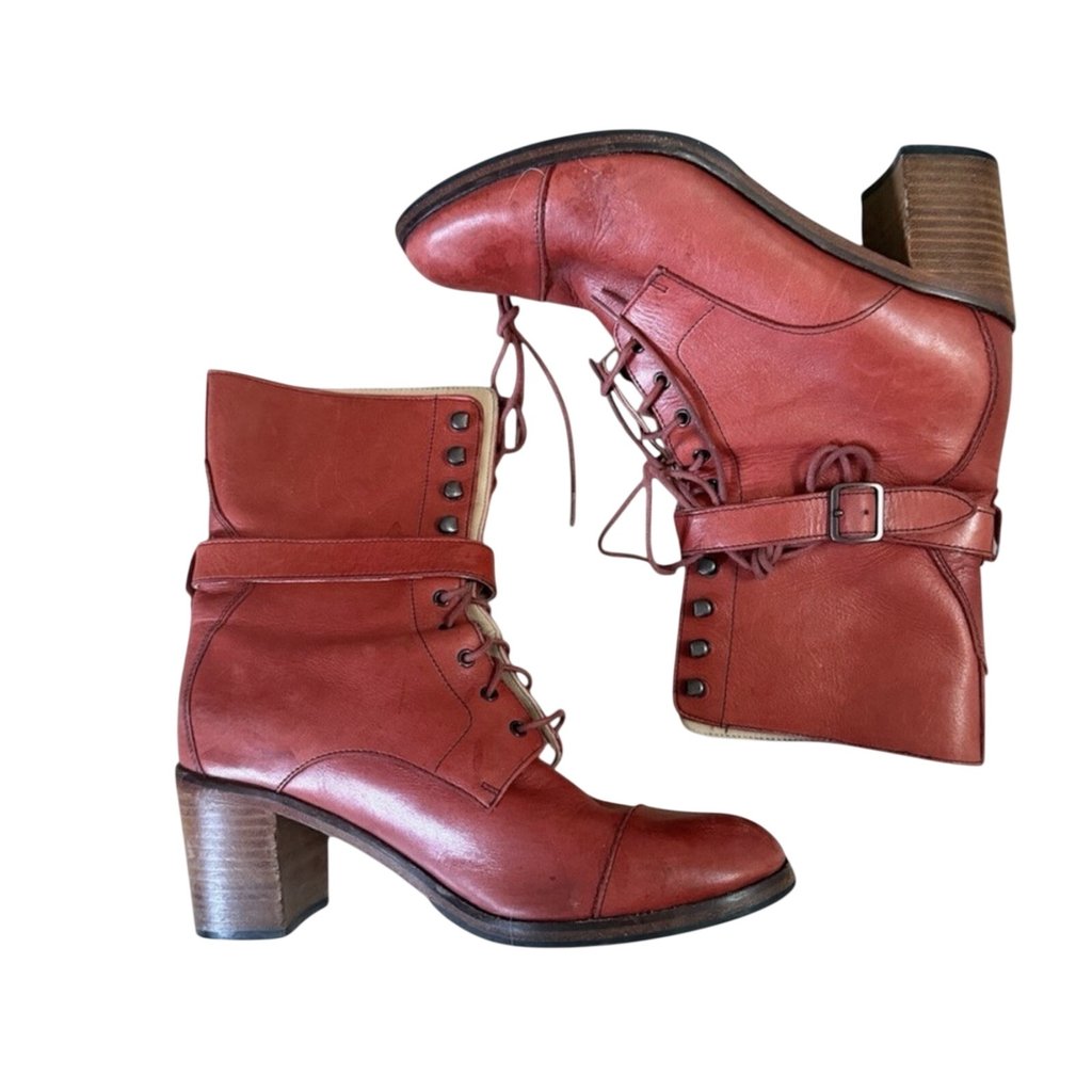 Samantha Pleet Wolverine 1000 Mile Red Leather Combat Boots Lace Buckle Size 7.5