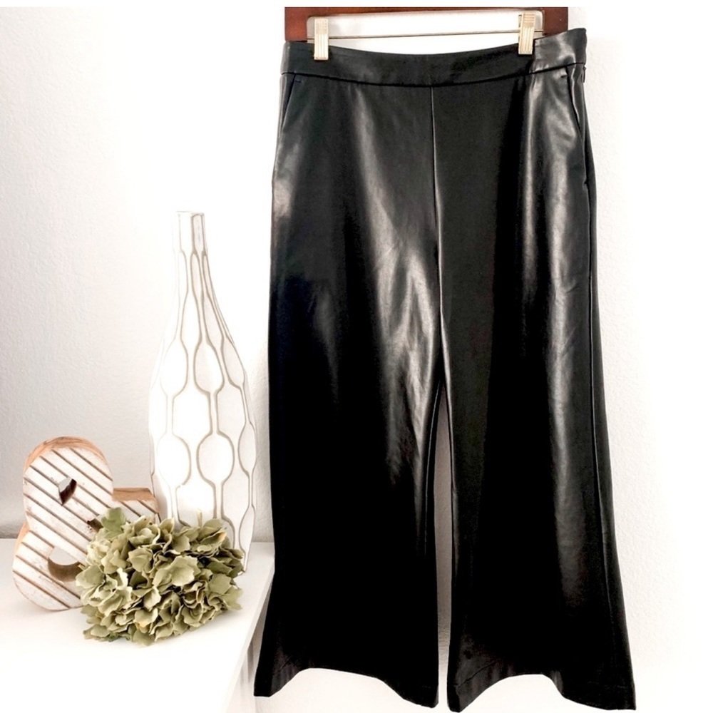 Allen Schwartz Vegan Leather Flare Ankle Black Pant Size 6