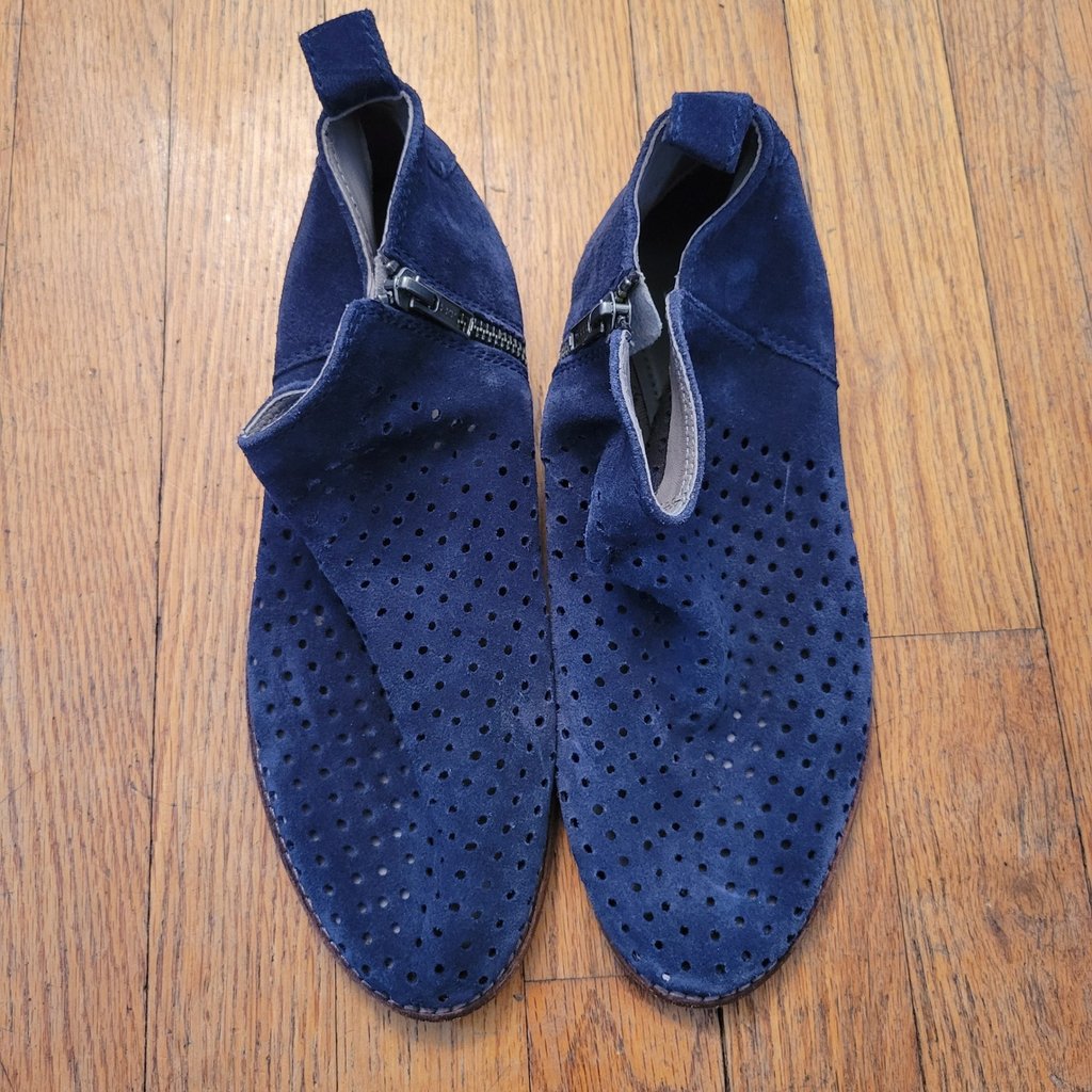 Hudson London 38 Perforated Suede Leather Ankle Boots Blue Zip 7 Booties Boho
