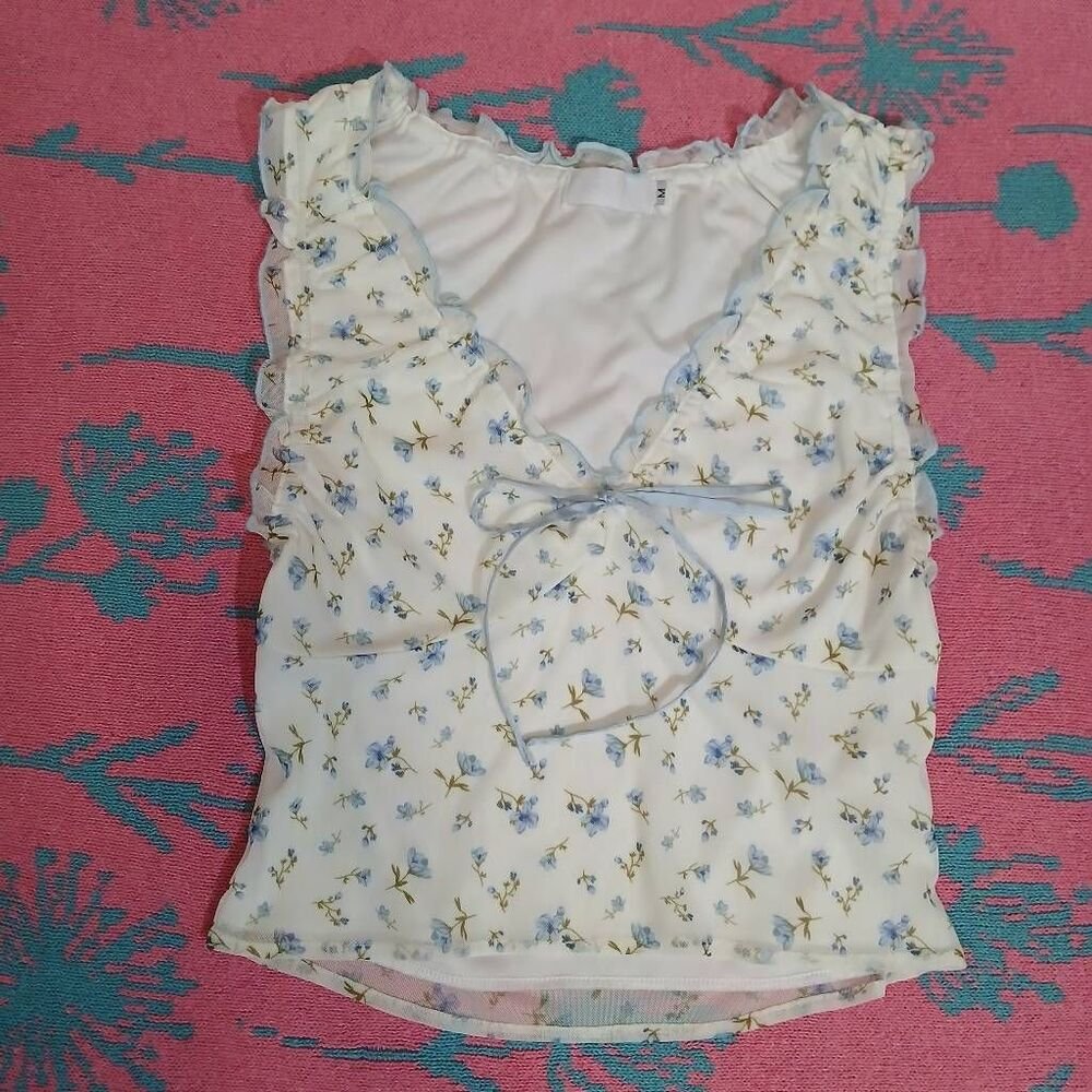 Isalis Womens Medium Boxy Cropped Shabby Chic Dainty Top Fairy Coquette Tulle