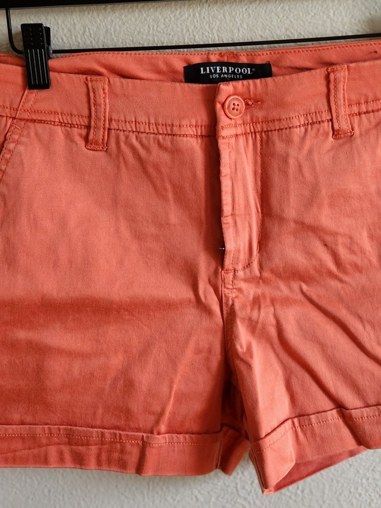 Nwot Liverpool Shorts Inseam 3.5" Size 10/30
