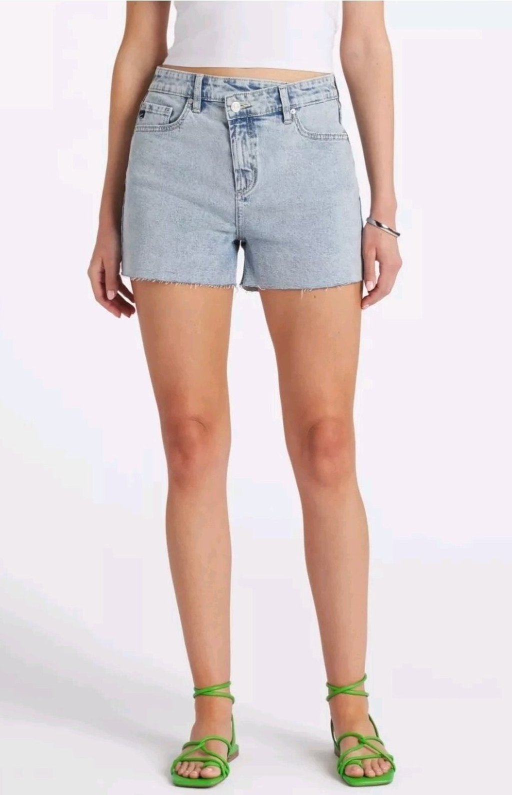 Kancan Lyric Ultra High Rise Size 10 Crossover 3.5” Indigo Blue Denim Shorts