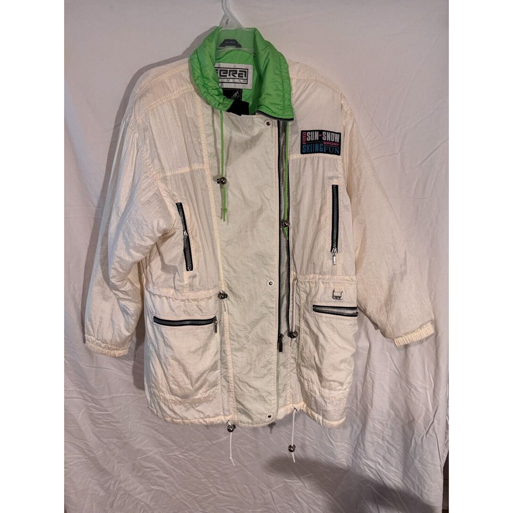 Women's Vintage Fera Supersoft Ski Jacket Cream With Green Accents Size 10
