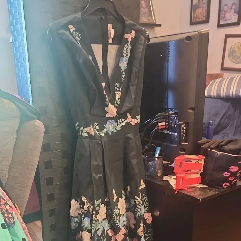 Floral Black Dress Heart Of Haute Size S
