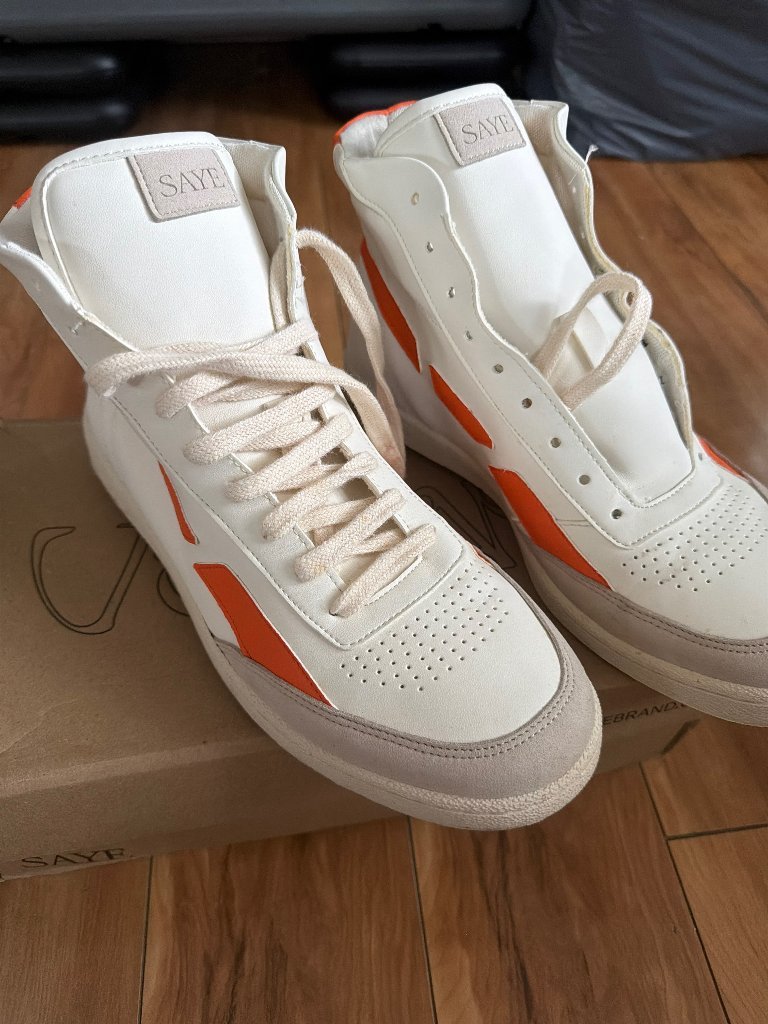 Saye Modelo 89 Vegan Sneakers In White Orange Shoes Vintage
