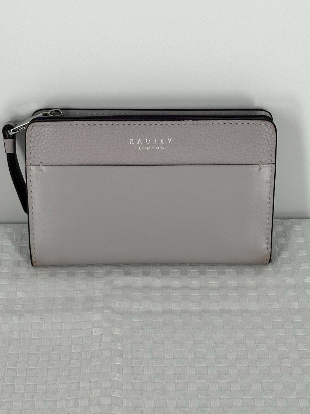 Radley London Pastel Purple Medium Bi-Fold Wallet Purse Multi Card Id Case Euc