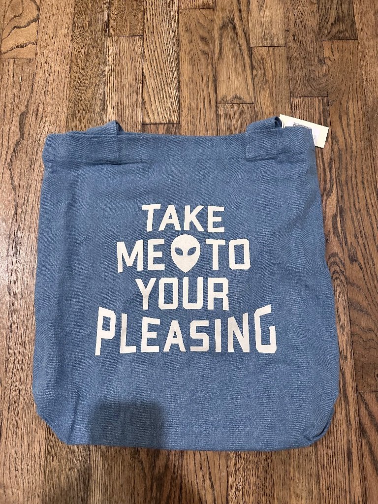 Pleasing Tote