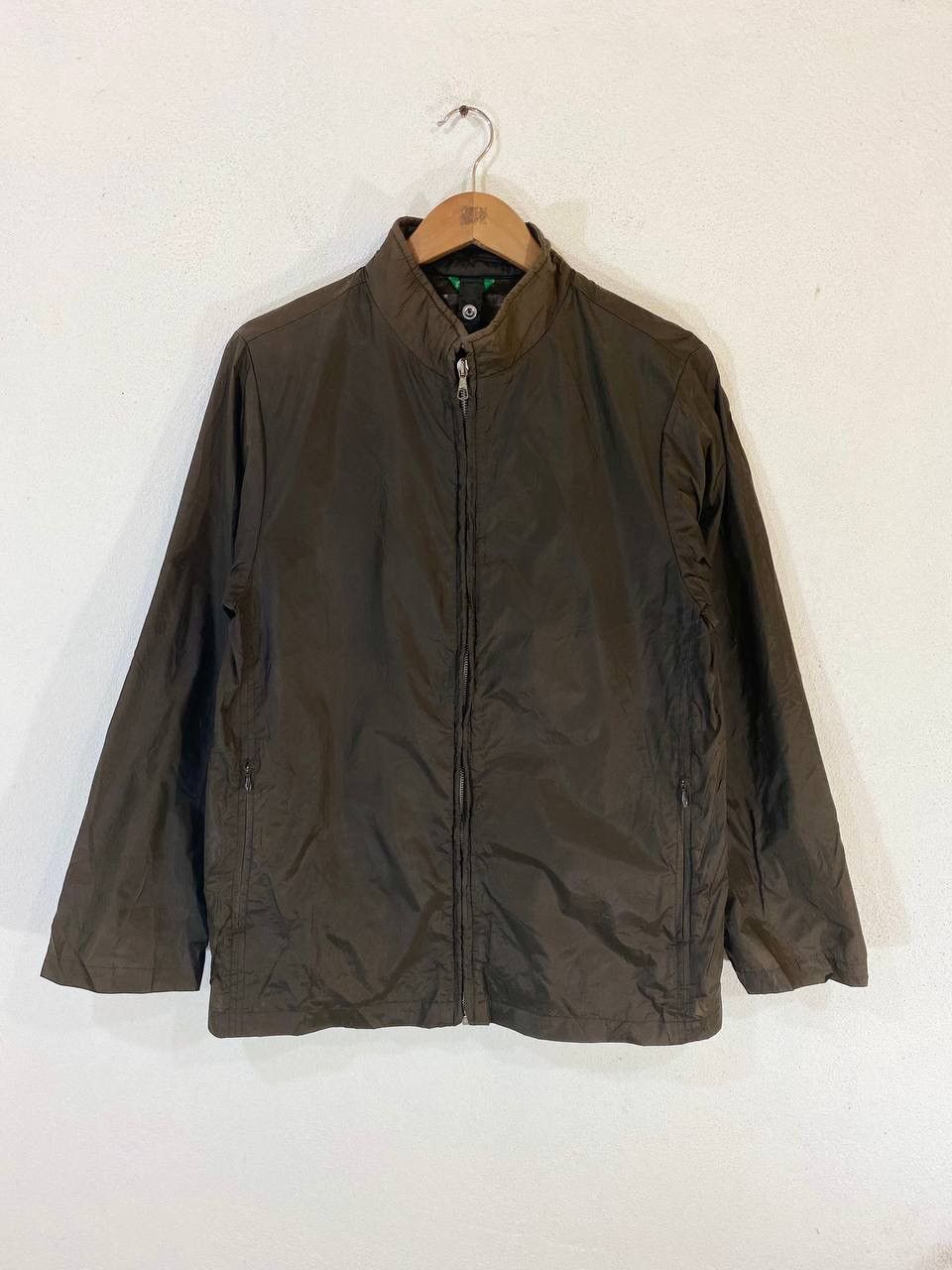 Vintage United Colour Of Benetton Waterproof Jacket in Brown, Men's (Size XS)