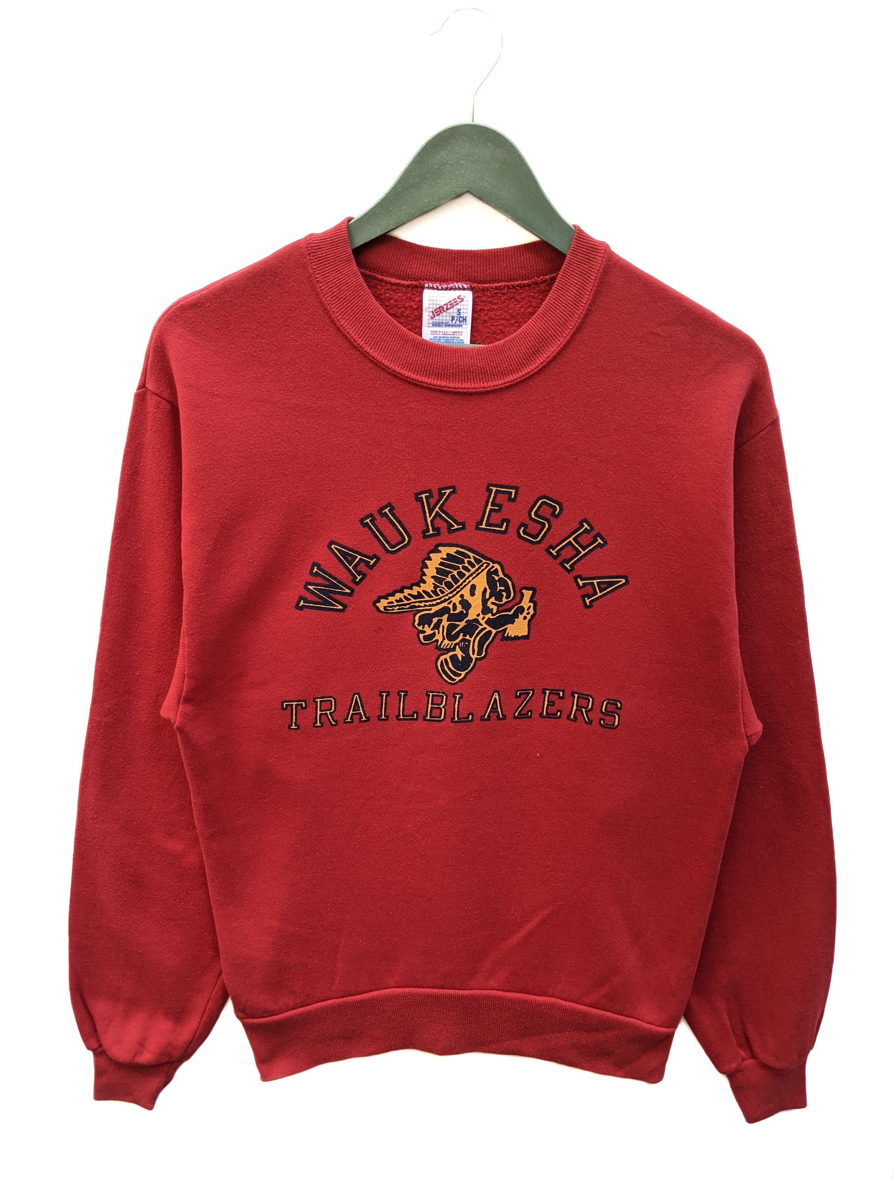 Jerzees x Vintage 90's Waukesha Trailblazers Sweatshirt/size S in Red, Men's (Size Small)