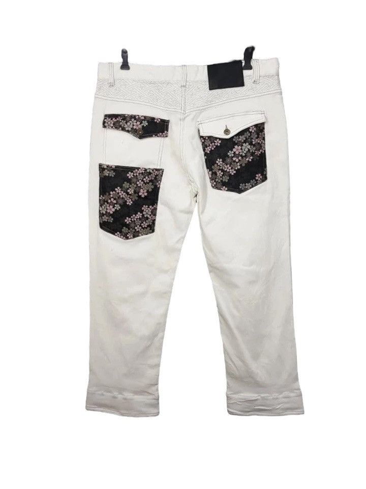 Designer Japan Floral Patchwork White Stretchable Jeans Ankle Pant, Men's (Size 37)