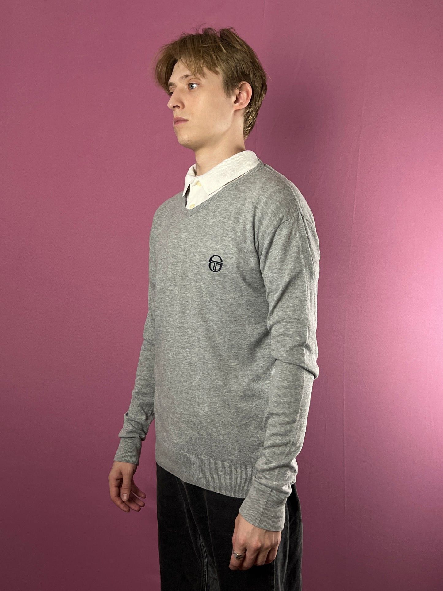 Sergio Tacchini Vintage Men's V-Neck Sweater - S in Grey (Size Small)