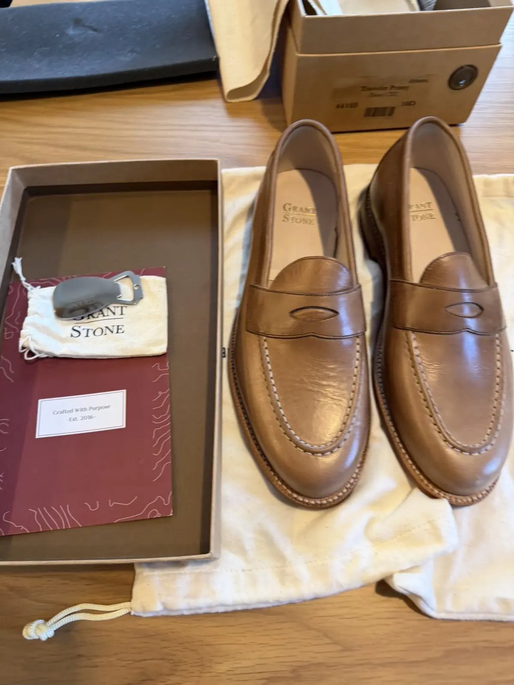 Grant Stone Dune Chromexcel Traveler Loafer 10d in Brown, Men's