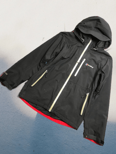 Crazy Gore-Tex Berghaus Jacket Gorpcore, Men's (Size Small)