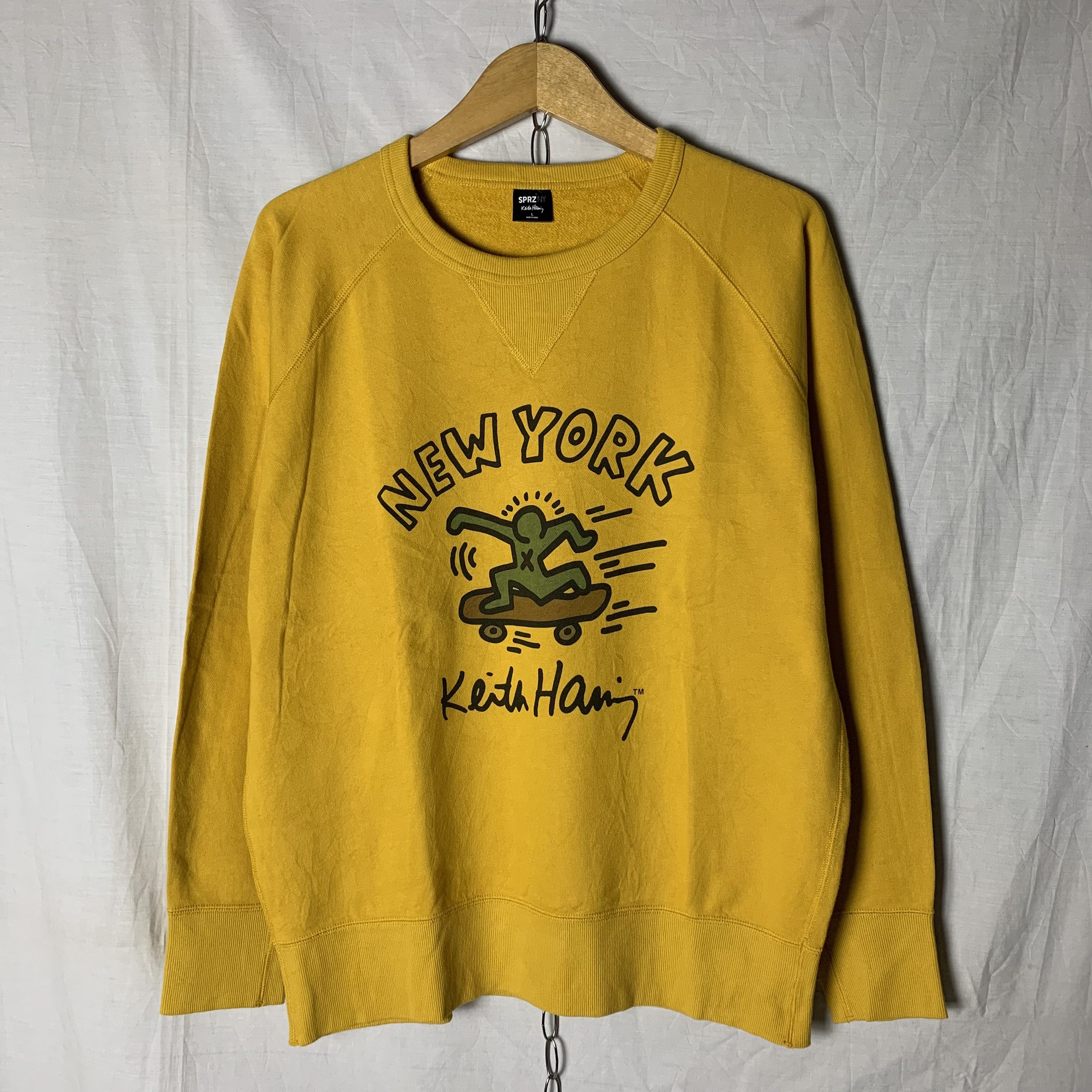 Uniqlo Keith Haring Sweatshirt Crewneck in Yellow, Men's (Size Medium)