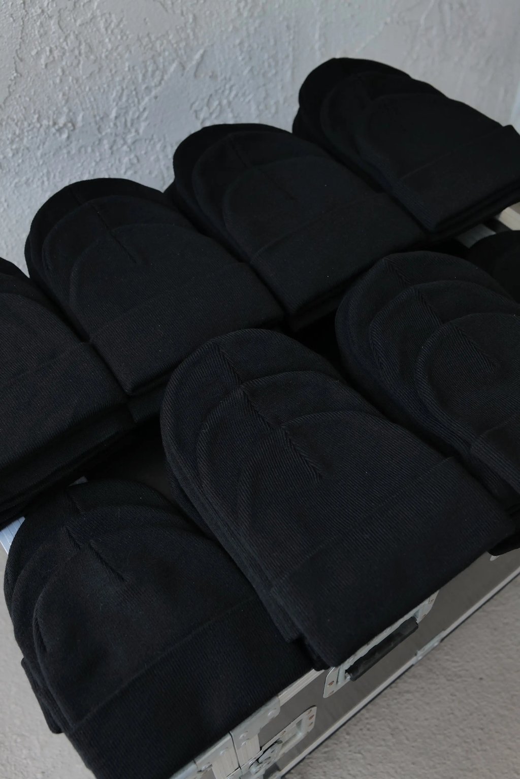 70 La Apparel Classic Cuff Black Beanie Los Angeles American, Men's