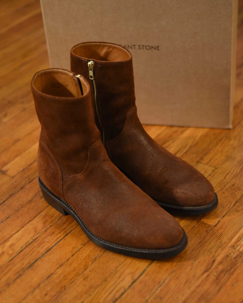Grant Stone Elias Side-Zip Dark Oak Roughout Boots Us 11 D in Brown, Men's