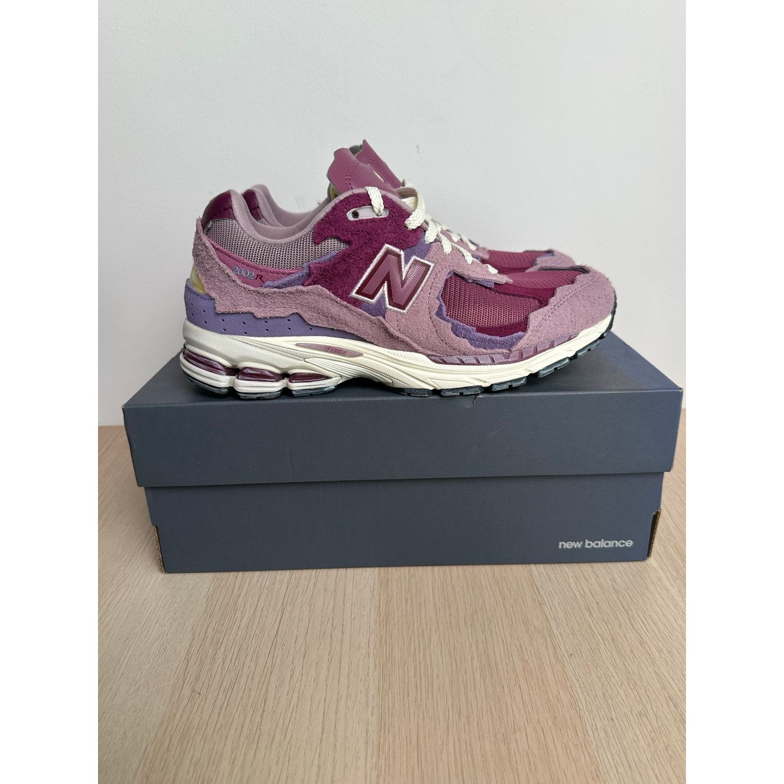 New Balance 2002R Protection Pack Pink - Size 8M - New Shoes in Purple, Men's