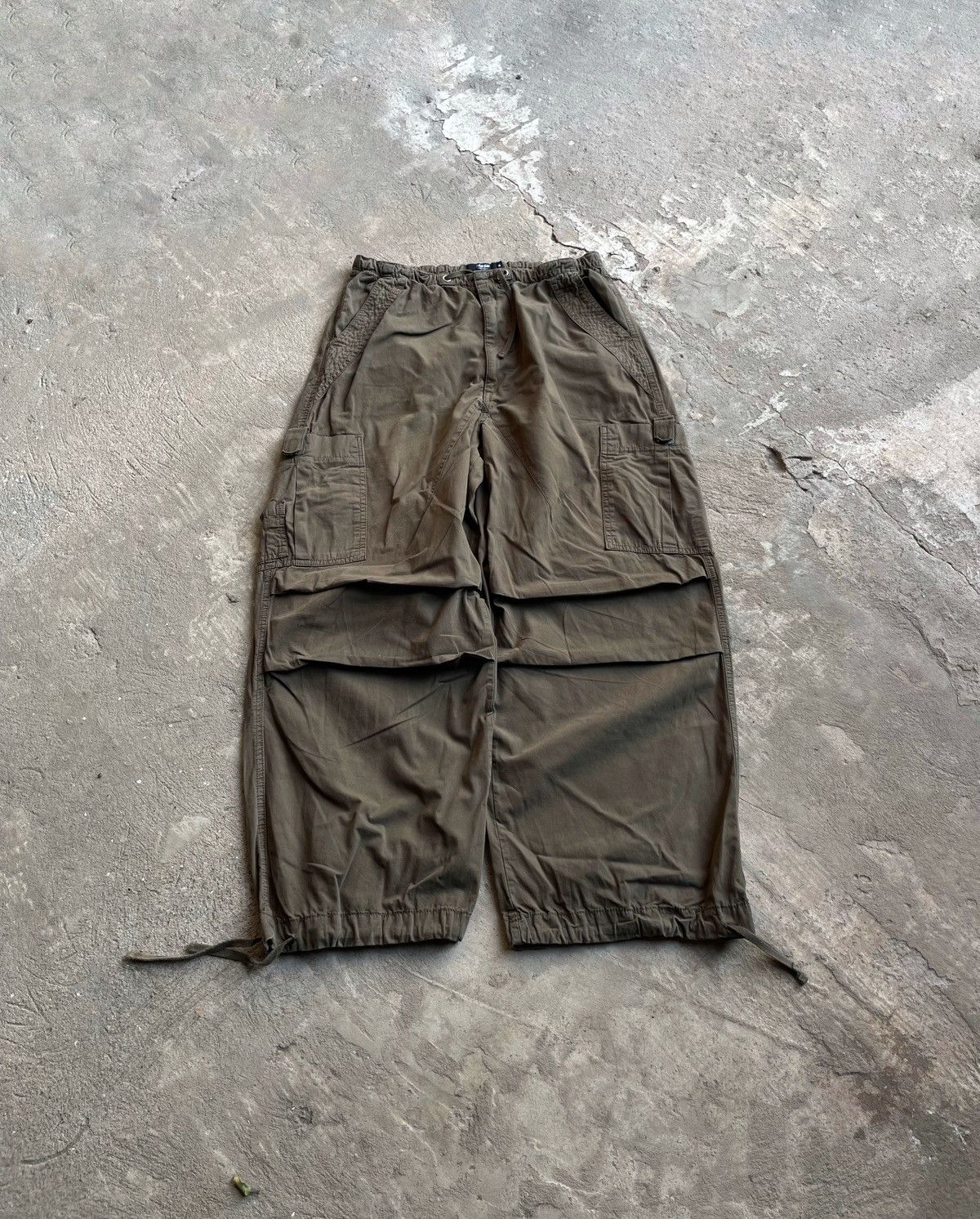 Vintage Jaded London Parachute Baggy Cargo Wide Legs Pants in Green, Men's (Size 36)
